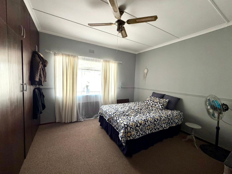 7 Bedroom Property for Sale in Oudtshoorn South Western Cape